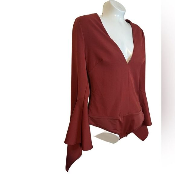 NWT Revolve Stylestalker Ayden Bell Sleeve Bodysuit - Picture 2 of 10